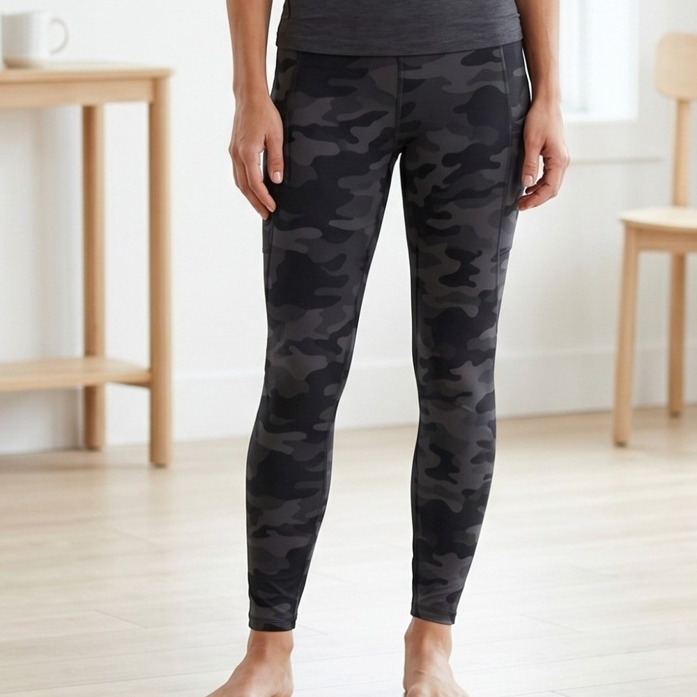 90 Degree by Reflex Leggings Womens S Camo High-Waist Pockets Tummy Control Yoga